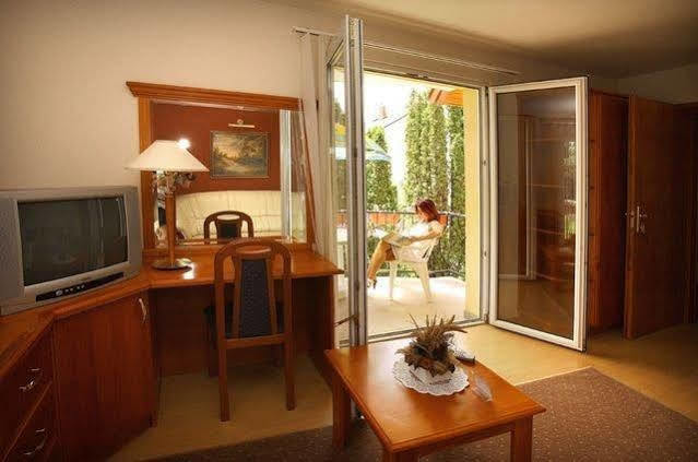 Heviz Apartman Hévíz Εξωτερικό φωτογραφία